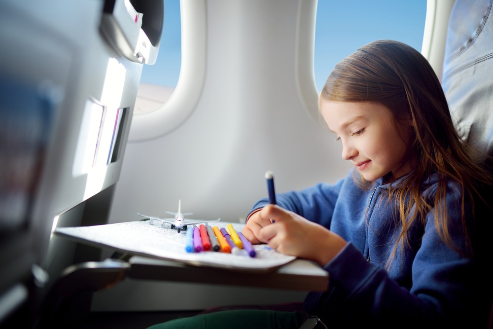 Как помочь ребенку побороть страх перед полетом